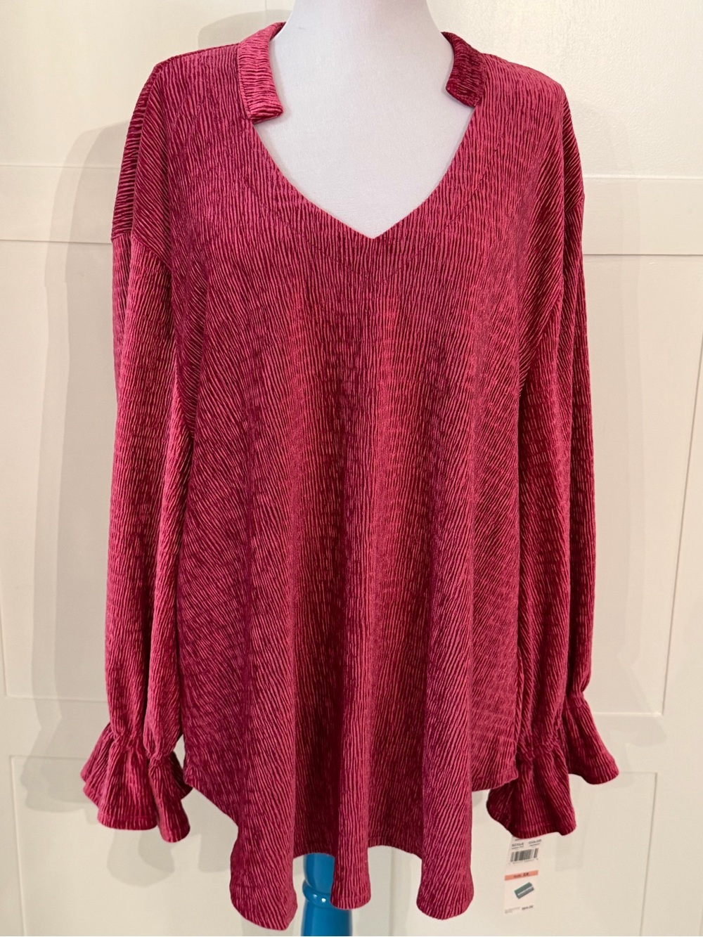 V-Neck Long Sleeve Ruffle Cuff Top - Pink
